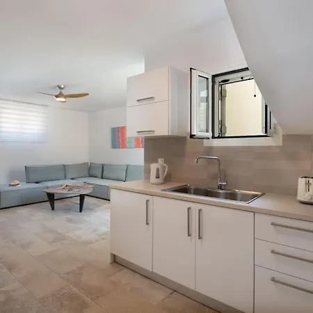 A Casa D' Irene Paxos Villa *